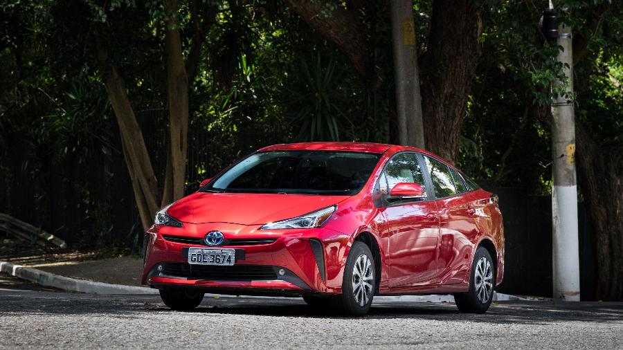 Toyota Prius é um dos modelos híbridos que você já consegue encontrar no mercado de carros usados - Simon Plestenjak/UOL