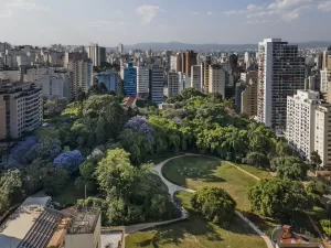 Áreas verdes, mesmo pequenas, melhoram qualidade do ar de cidades