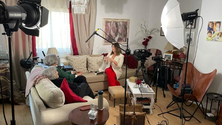 Para o documentário, a jornalista entrevistou suas avó e bisavó, que trouxeram mais detalhes sobre a história da família - Divulgação/Catarina Demony - Divulgação/Catarina Demony