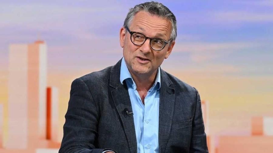 Michael Mosley ficou conhecido por divulgar dietas em programas do Reino Unido 