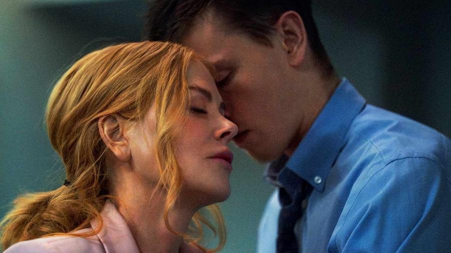 Nicole Kidman e Harris Dickinson em cena de 'Babygirl'