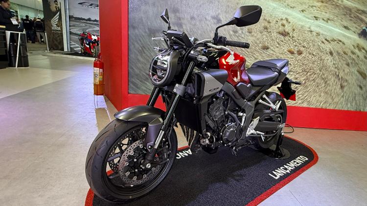 Nova CB 650 R é uma das novidades que a Honda levou para a edição de 2025 do Festival Interlagos Motos Nova CB 650 R é uma das novidades que a Honda levou para a edição de 2025 do Festival Interlagos Motos