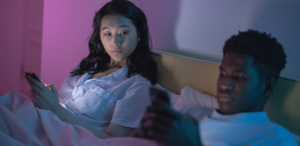 Dunker explica: celular sequestra seu cérebro ou amplia poderes humanos?