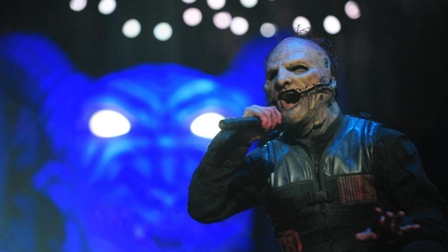 O vocalista Corey Taylor volta ao Brasil com a banda Slipknot e o festival Knotfest, nos dias 19 e 20 de outubro, no Allianz Parque, em São Paulo