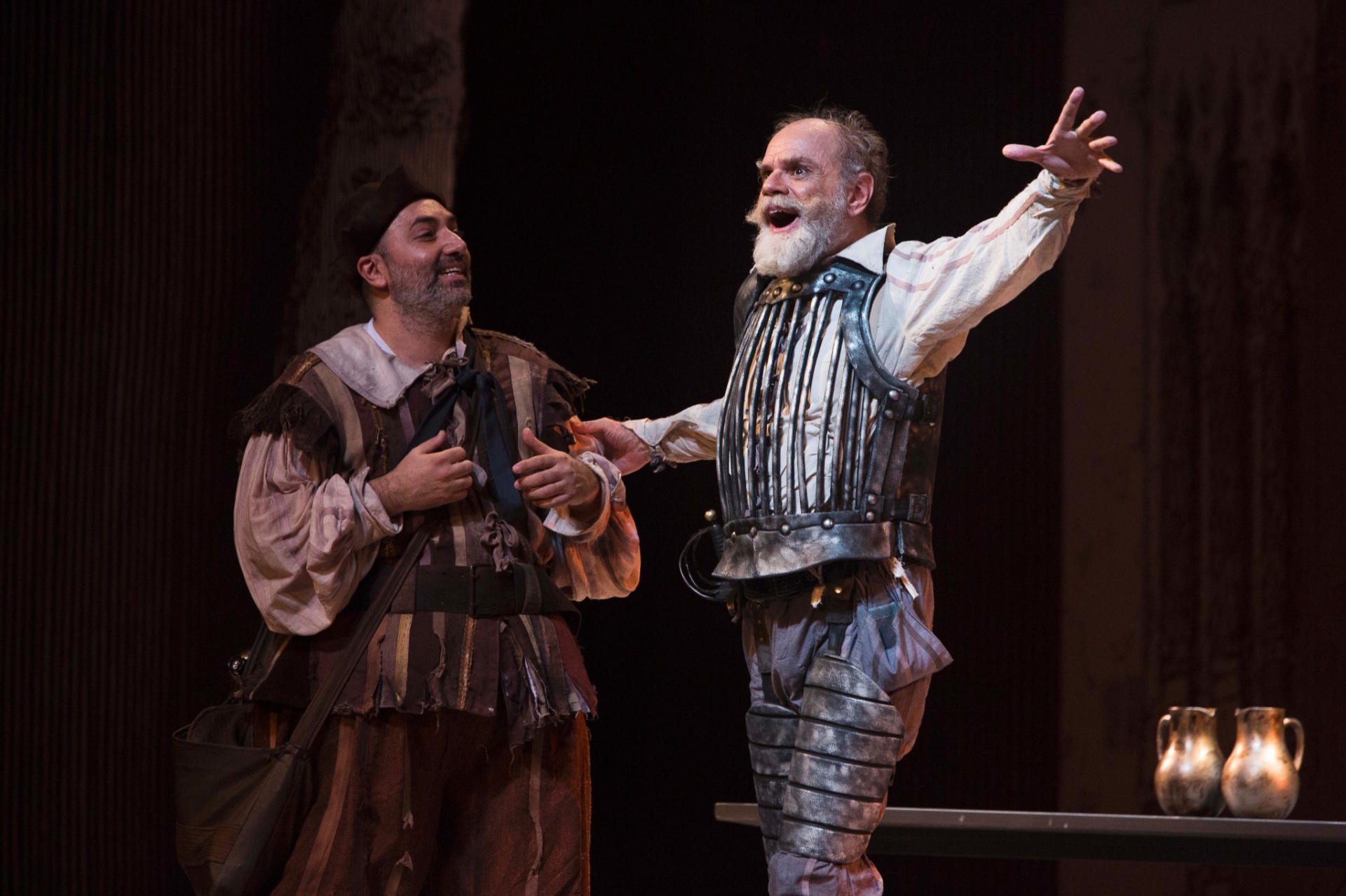 O Theatro São Pedro, na região central de São Paulo, recebe a ópera "Dom Quixote", de Jules Massenet, até o dia 13 de março de 2016. Com direção musical e regência de Luiz Fernando Malheiro, o espetáculo tem co-produção com o Theatro Municipal do Rio de Janeiro e é inspirado na obra de Miguel de Cervantes. - Heloisa Bortz