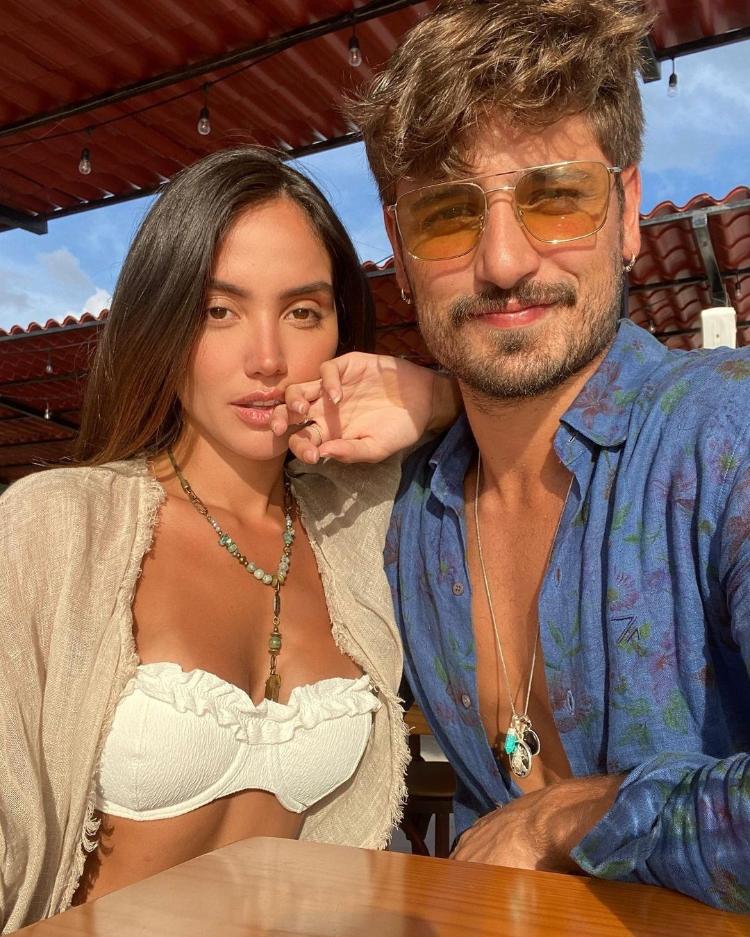 Daniel Rocha e a modelo Mariana Nunes