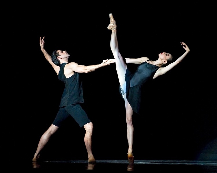 O bailarino amazonense Marcelo Gomes durante apresentação com o grupo American Ballet Theatre - Gene Schiavone/Divulgação