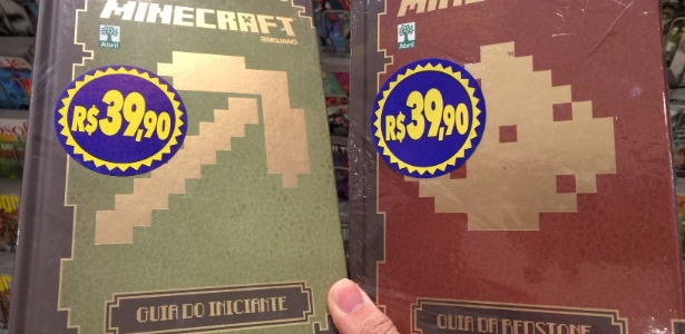 Guias de dicas e até mesmo livros de ficção de "Minecraft" estão entre mais vendidos - Pedro Henrique Lutti Lippe/UOL