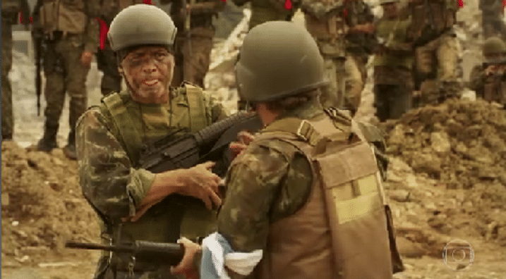 23.jul.2016 - O humorístico "Zorra", da Globo, brincou na noite deste sábado (23) com a suposta rixa entre as cidade do Rio e de São Paulo - Reprodução/TV Globo