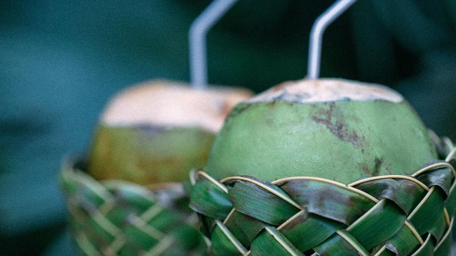 Água de coco ajuda na hipertensão e saúde dos rins - Getty Images