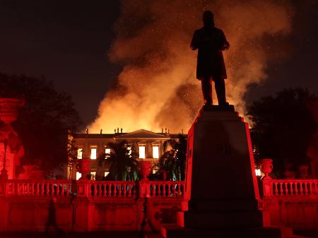 Incêndio destrói o Museu Nacional, no Rio de Janeiro - REUTERS/Ricardo Moraes