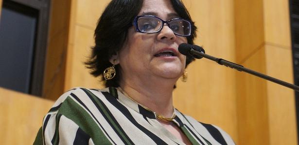Ação de ministério | Por que a ministra Damares quer que você largue o celular hoje