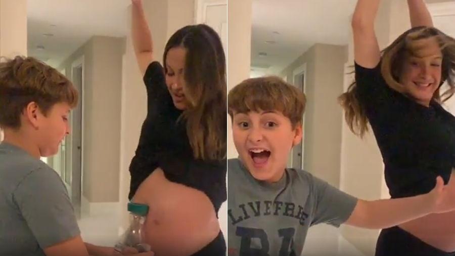 Claudia Leitte abre garrafa com a barriga de grávida para a alegria do filho mais velho, Davi - Reprodução/Instagram