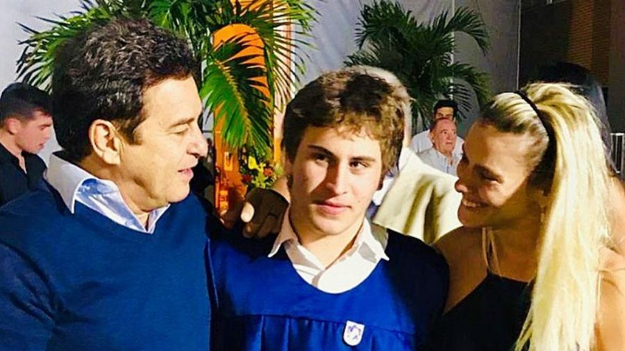 Marcos Frota com  o filho, Davi, e a ex-mulher, Carolina Dieckmann - Reprodução/Instagram
