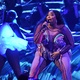 Maior indicada da noite, Lizzo abre o Grammy com performance de 'Cuz I Love You e Truth Hurts - Kevin Mazur/Getty Images for The Recording Academy