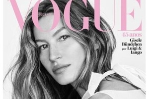 Vogue Brasil erra de novo e publica edição vergonhosa em plena