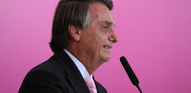 Bolsonaro cogita Projeto de Lei para zerar PIS e Cofins da gasolina