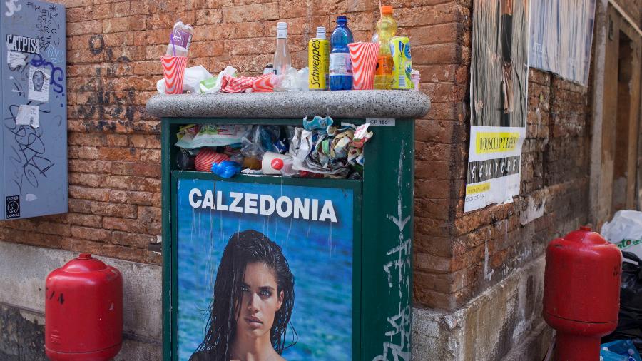 Turistas produzem 40% de todo lixo gerado por Veneza - Richard Baker/Corbis via Getty Images