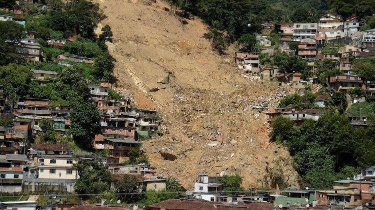 Deslizamento que atingiu Petrópolis (RJ) em 2022