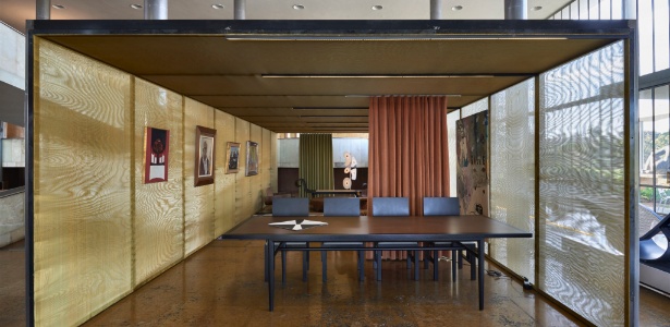 Mostra conta com 33 peças de mobiliário e obras de arte criadas no período modernista ou inspiradas nele - Divulgação