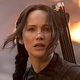 Jennifer Lawrence em cena de "Jogos Vorazes: A Esperança ? Parte 1" (2014) - Divulgação
