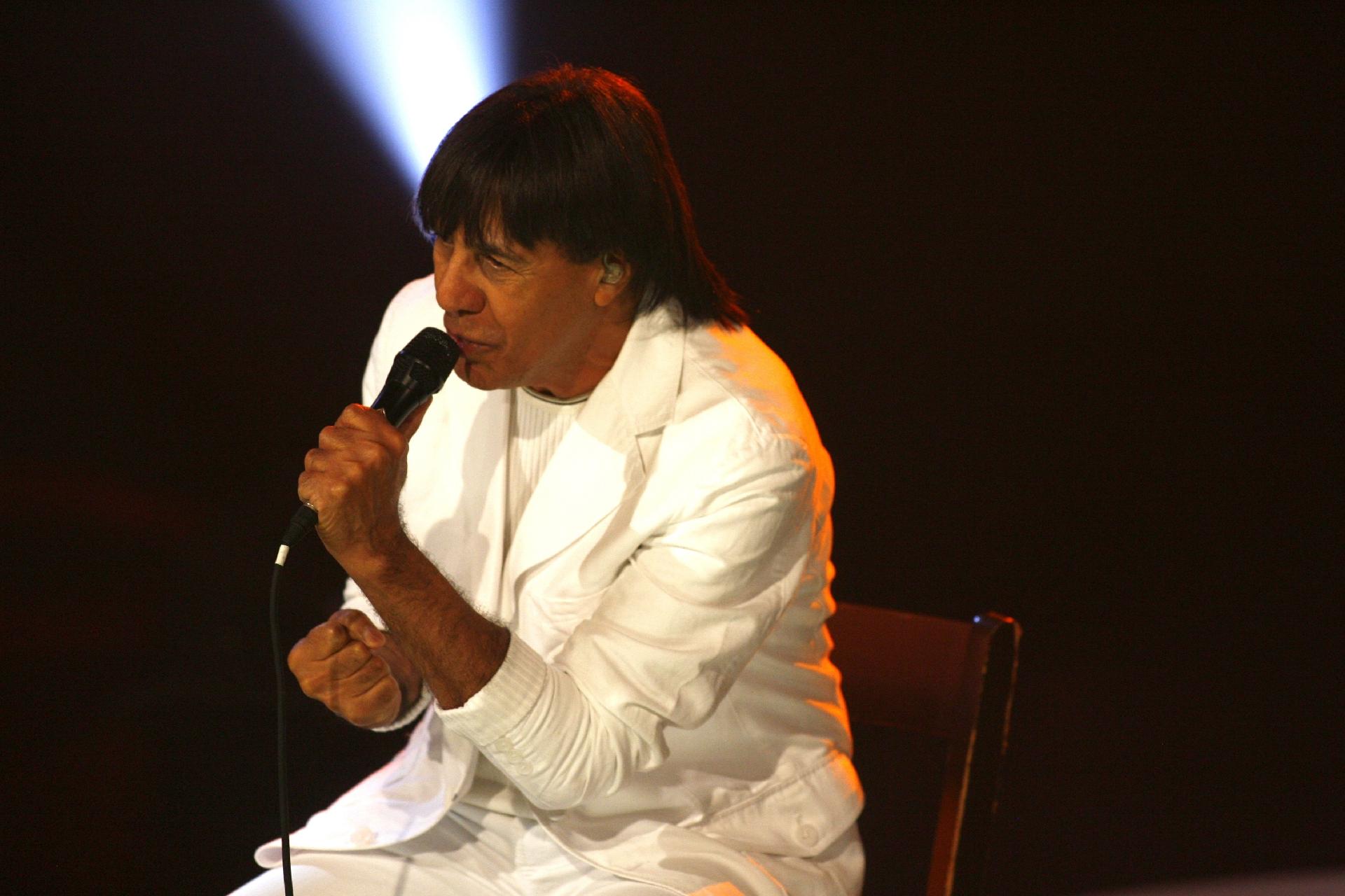 Marciano durante gravação do DVD sertanejo  "Um barzinho, um violão", em 2010 - Fabio Braga/Folha Imagem