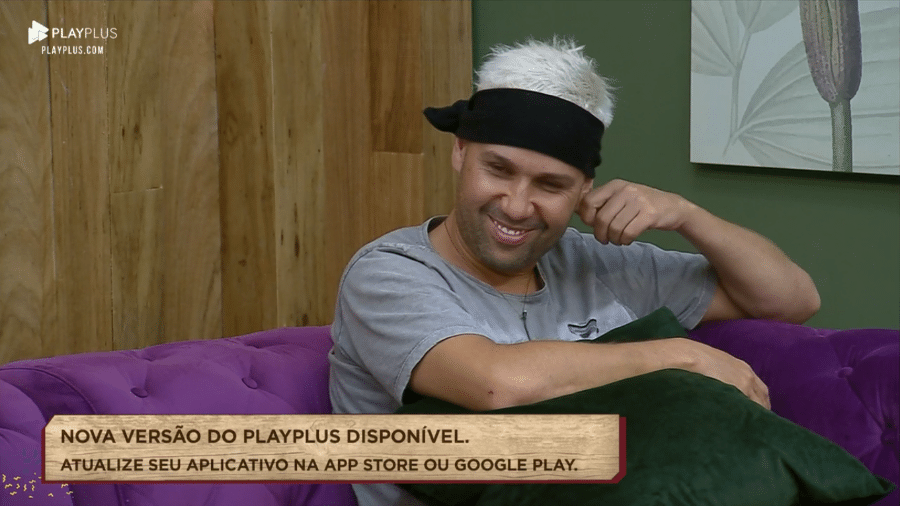 Viny conversa com Netto sobre roça da semana - Reprodução/PlayPlus
