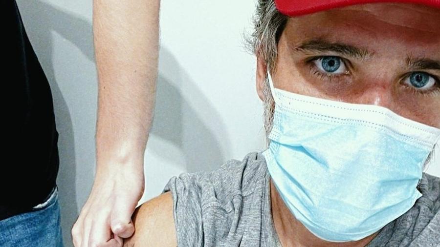 Bruno Gagiasso recebeu 2ª dose do imunizante contra a covid-19 - Reprodução/Instagram @brunogagliasso