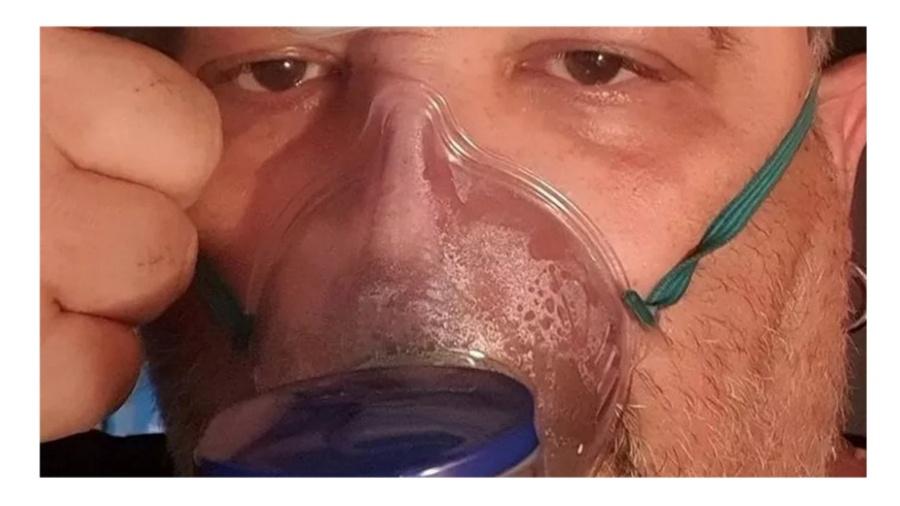 João Gordo postou com nebulizador e preocupou fãs - Reprodução: Instagram