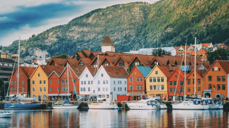 A chegada a Bergen: ‘um final propício para uma viagem fantástica’ - Getty Images - Getty Images