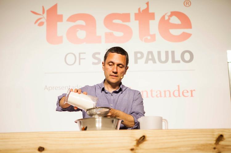 Aula no Taste 2016, evento do qual é curador desde o início Aula no Taste 2016, evento do qual é curador desde o início