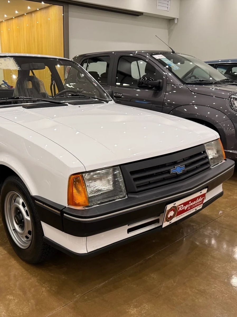 Chevette automático com só 1000 km aparece nos classificados e vale fortuna