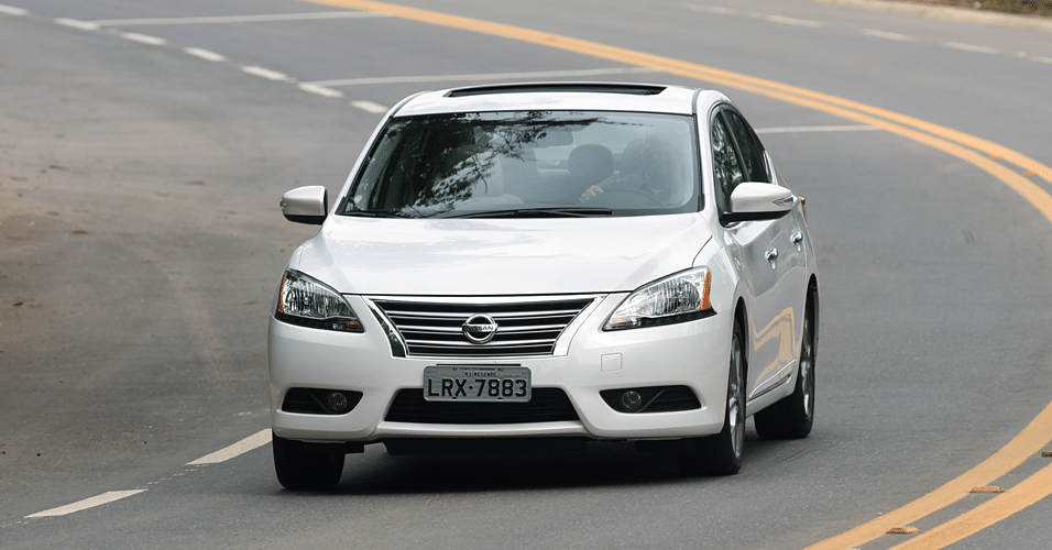 Nissan Sentra Unique - Murilo Góes/UOL