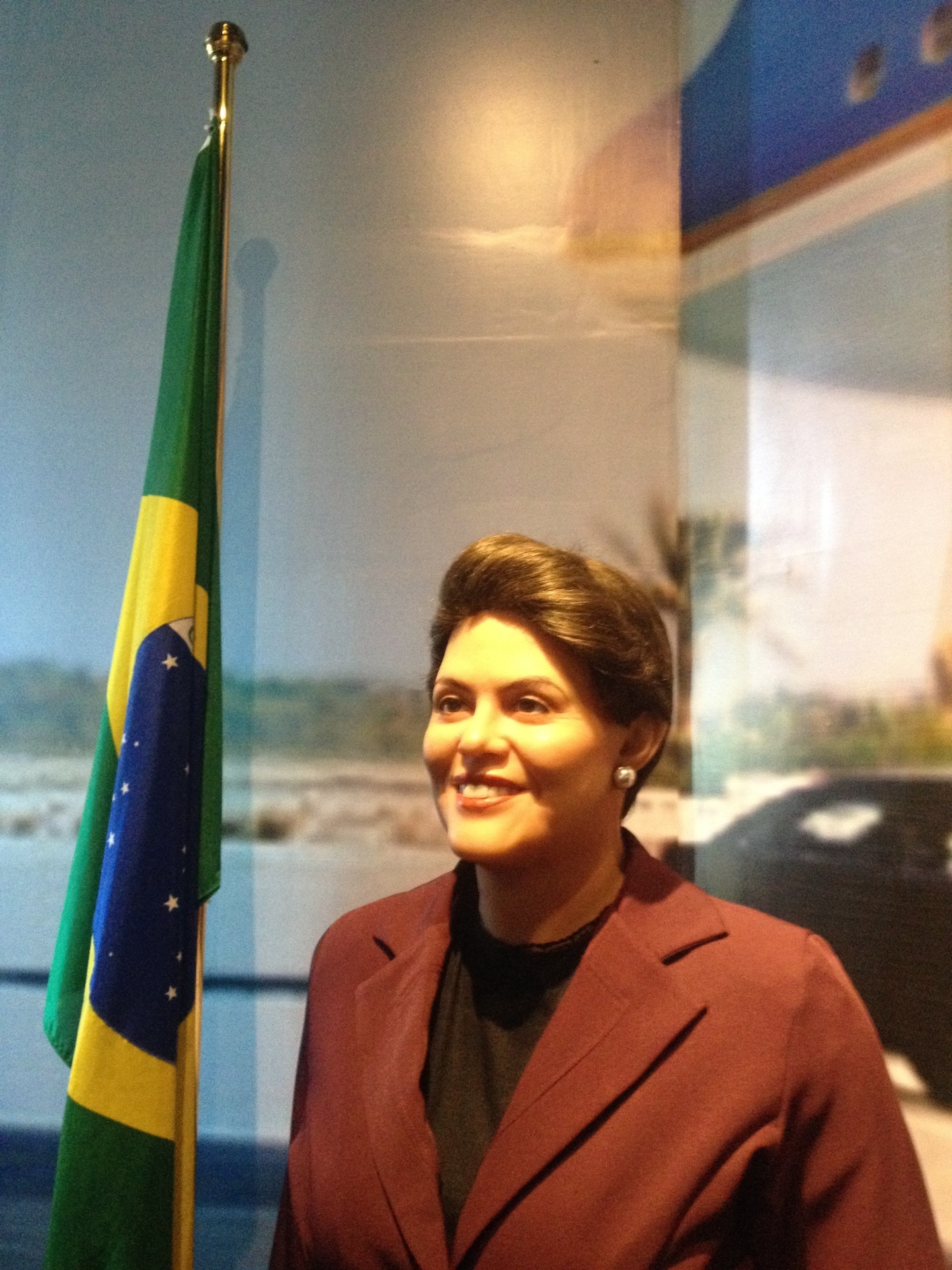 Elodir Corrêa, gerente geral do museu de cera de Gramado, conta que a escultura de Dilma Rousseff chegou a ser removida por 15 dias no ano passado, em meio aos protestos contra o governo que começaram em março - Luna D'Alama/UOL