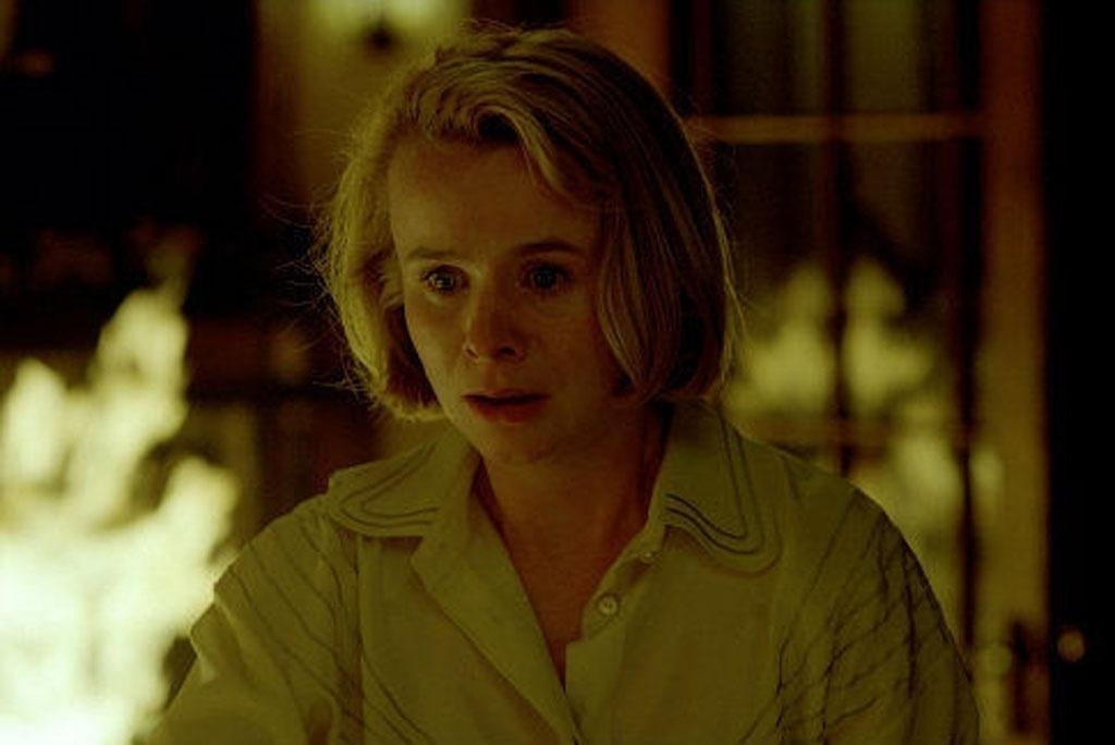 Emily Watson em cena em "Dragão Vermelho" (2002) - Divulgação