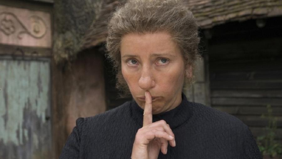 Emma Thompson no papel de ""Nanny McPhee e as Lições Mágicas"", que será exibido hoje na Sessão da Tarde - Divulgação