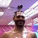 BBB 21: Rodolffo brinca com cabelo durante banho - Reprodução/Globoplay