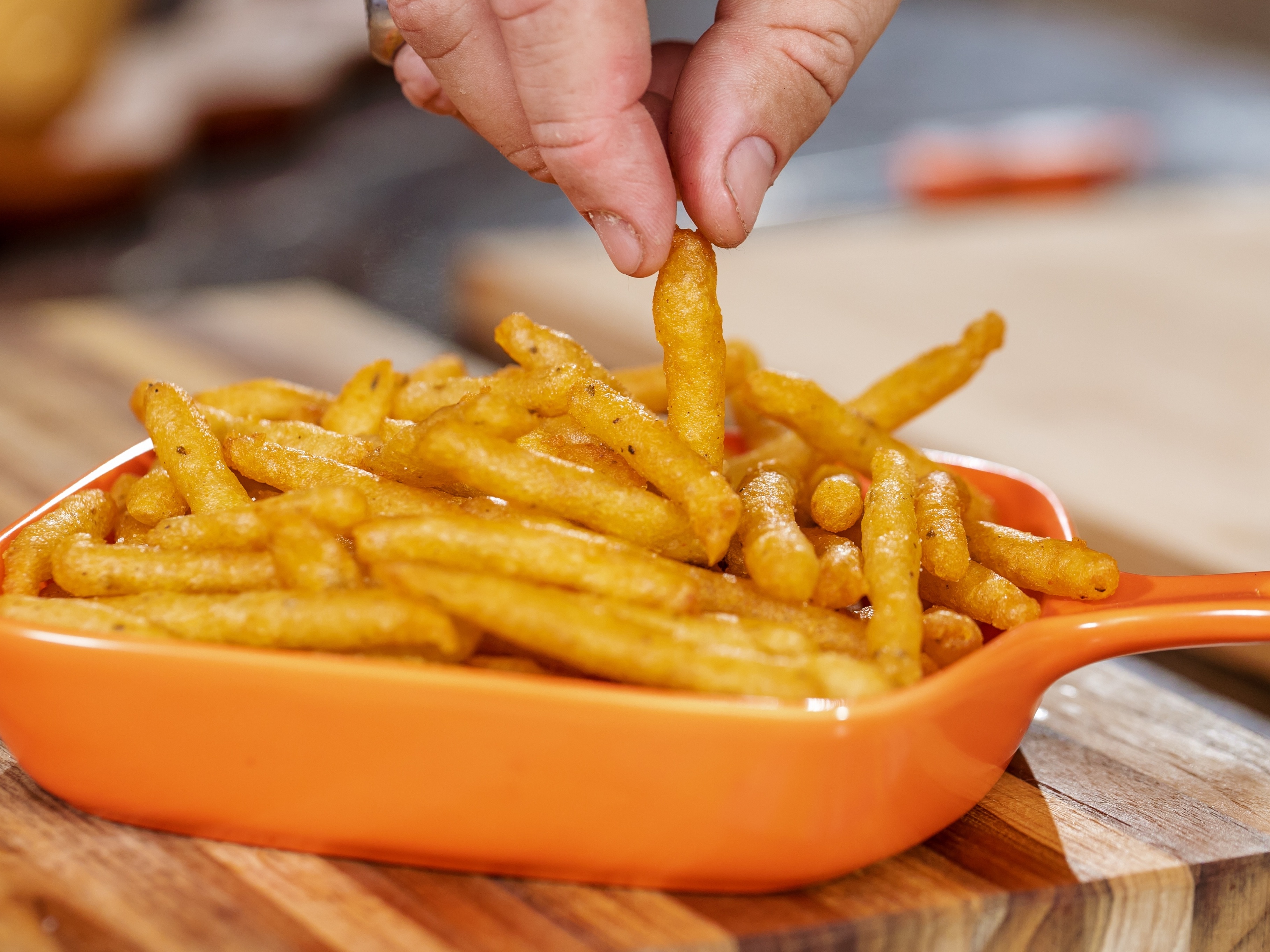 Receita de Como Fazer Batata Frita Crocante e Sequinha! Confira o segredo!  