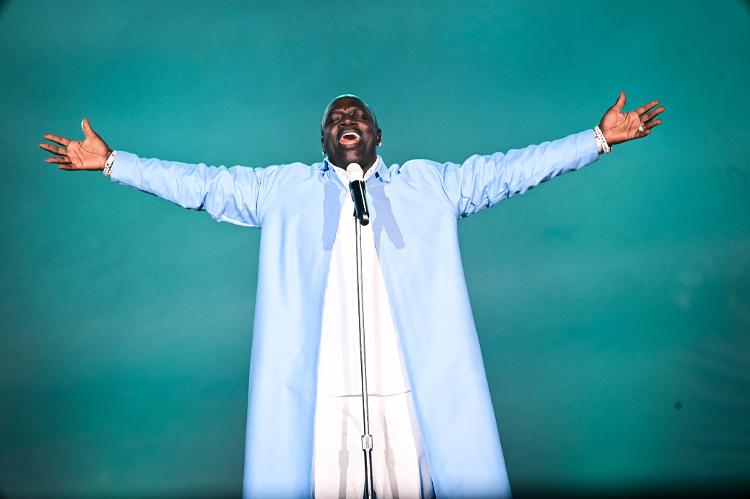 22.set.2024 - Akon se apresenta no palco Mundo na última noite de Rock in Rio