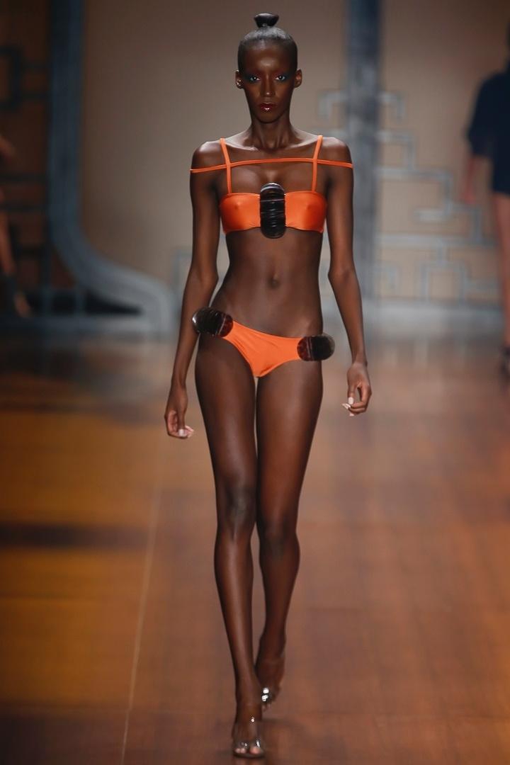 Adriana Degreas apresenta coleção na SPFW - Alexandre Schneider/UOL