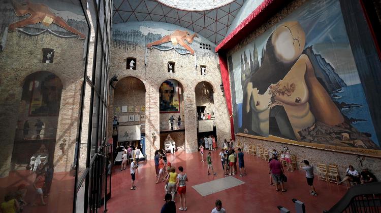 Tumba de Salvador Dali no Museu Teatro Dali, na Espanha - Lluis Gene/AFP - Lluis Gene/AFP
