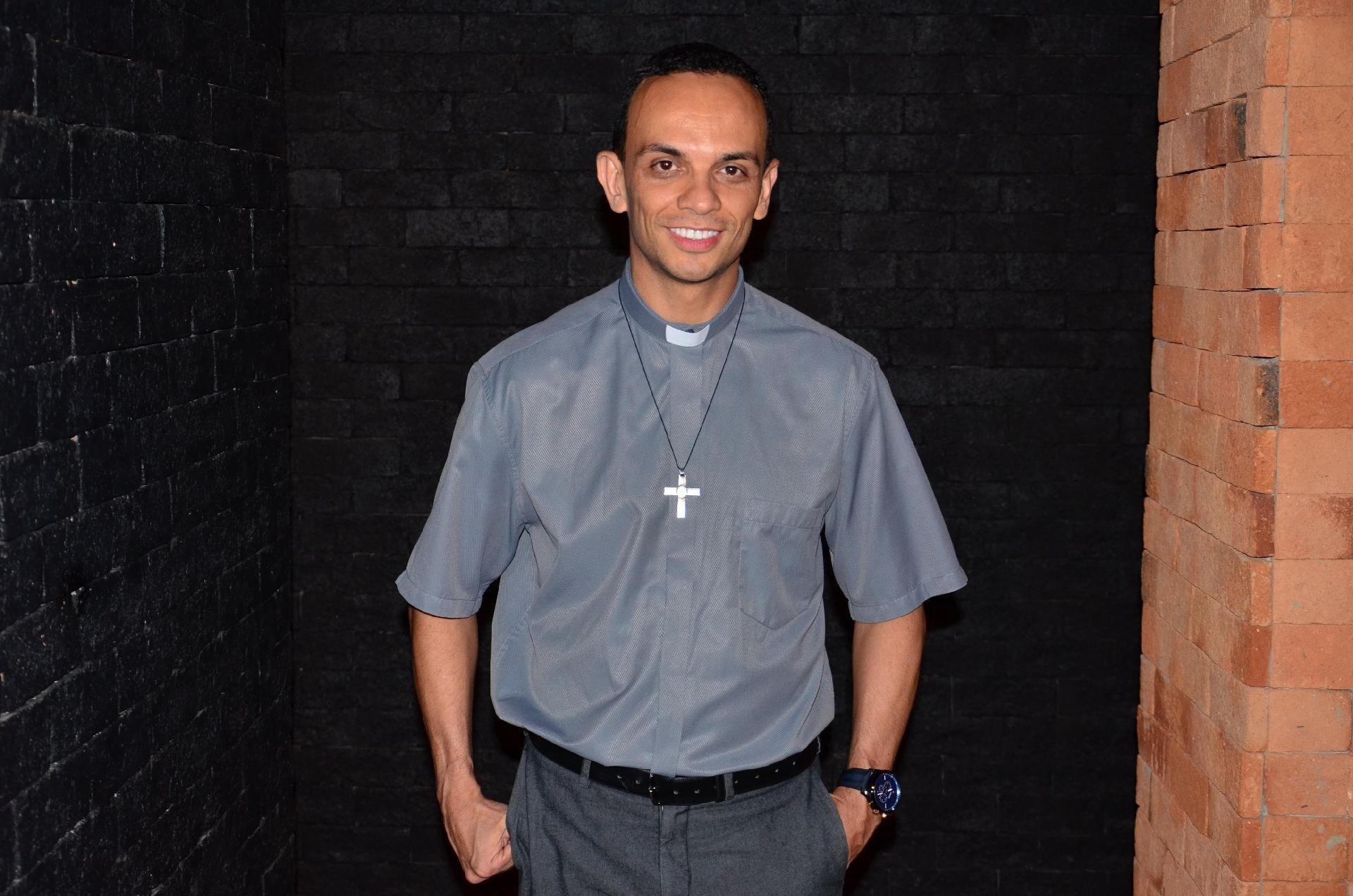 Padre Marcos no lançamento do DVD do Gusttavo Lima em Goiânia - Webert Belicio/AgNews