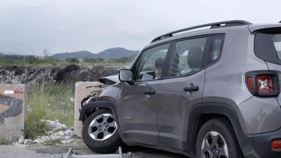 Adriana desmaia ao sofrer acidente de carro em "O Outro Lado do Paraíso" - Reprodução/Gshow