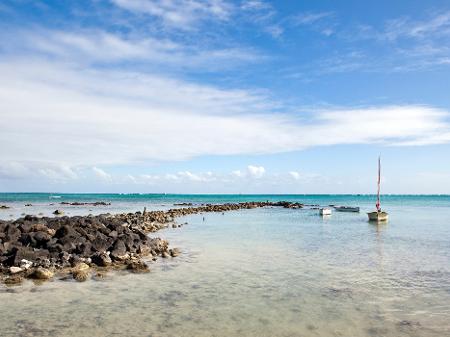 A baía de uma das ilhas em Maurício - Getty Images/iStockphoto