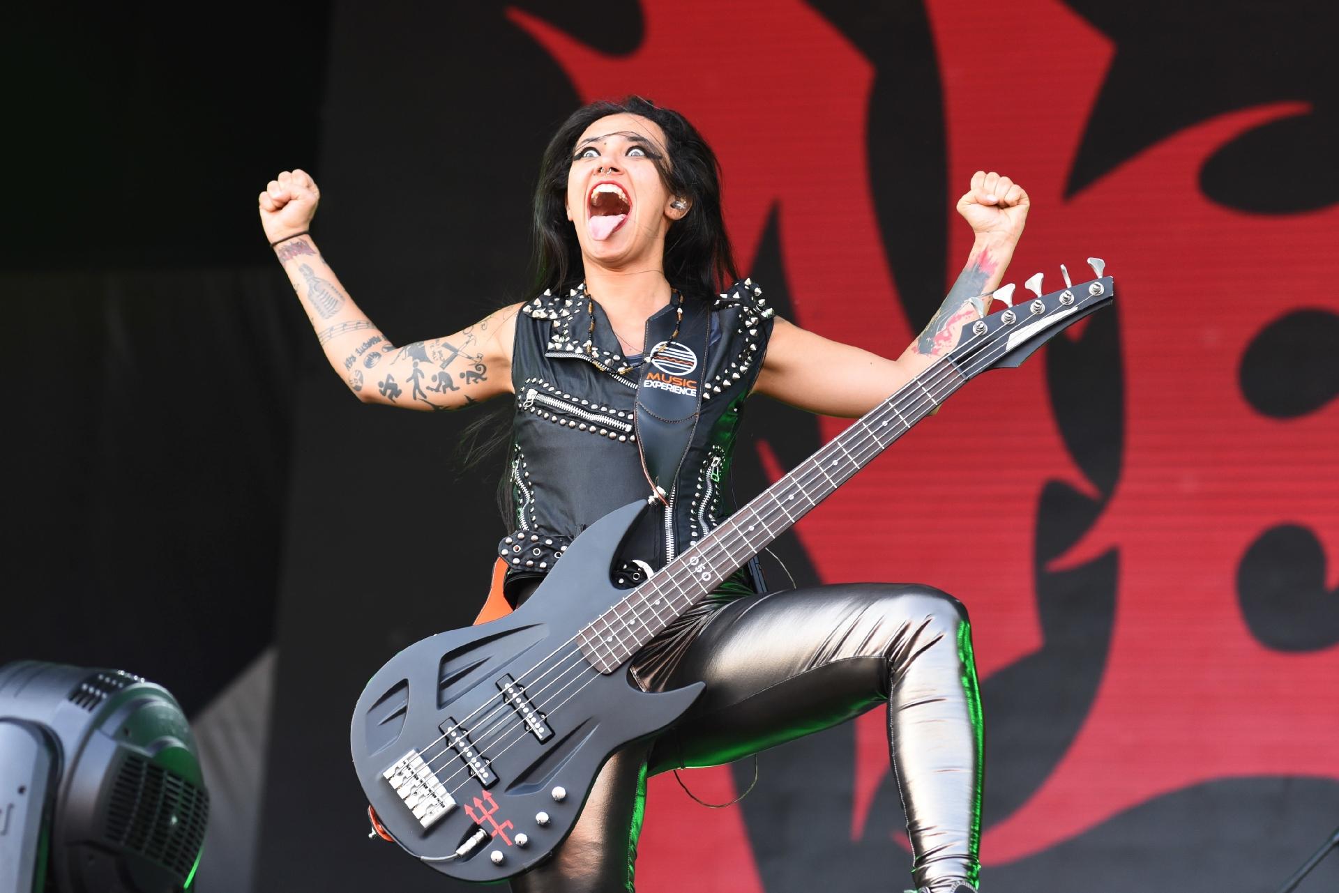 Vocalista Fernanda Lira, da banda Nervosa, no palco Sunset no Rock In Rio 2019 - FERNANDA BALSTER/FOTOARENA/ESTADÃO CONTEÚDO