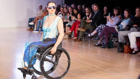 Na passarela: ser modelo era um sonho de infância - Ange Harper