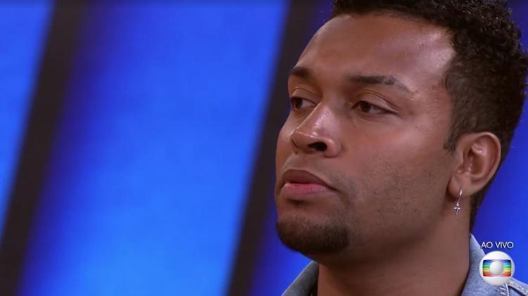 BBB 21: Nego Di conversa com Tiago Leifert - Reprodução/ Globoplay - Reprodução/ Globoplay