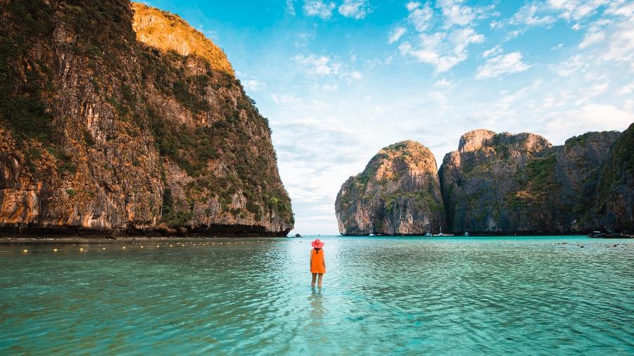 Maya Bay, na Tailândia: Visitar as paisagens paradisíacas do país ficará mais caro - Getty Images