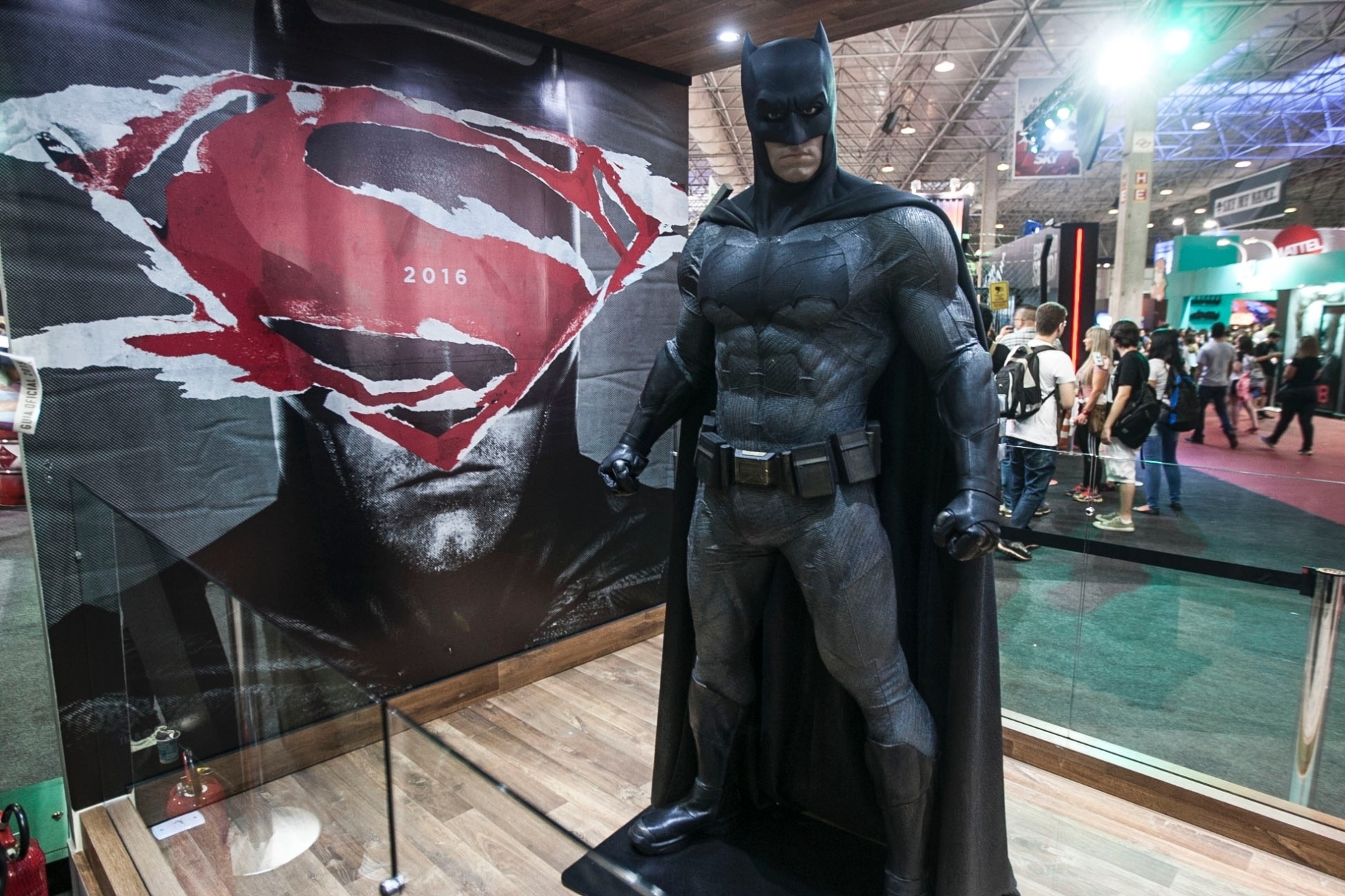 3.dez.2015 - Estátua do Batman exposta na Comic Con Experience 2015, no Centro de Exposições São Paulo Expo - Lucas Lima/UOL