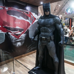 3.dez.2015 - Estátua do Batman exposta na Comic Con Experience 2015, no Centro de Exposições São Paulo Expo - Lucas Lima/UOL